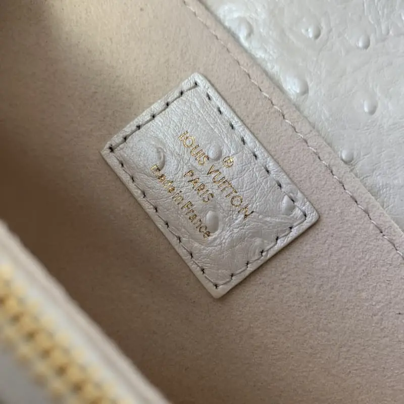 N85902 White 21.5x13.5x6cm High Quality Bags - Image 8