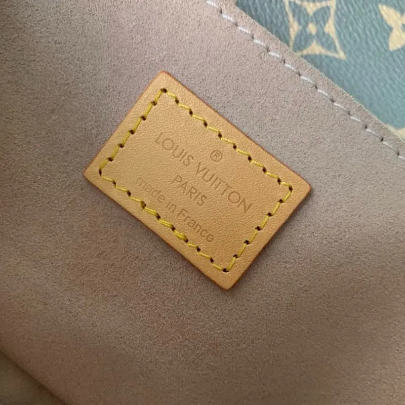 M12429 21.5x13.5x6cm High Quality Bags - Image 8