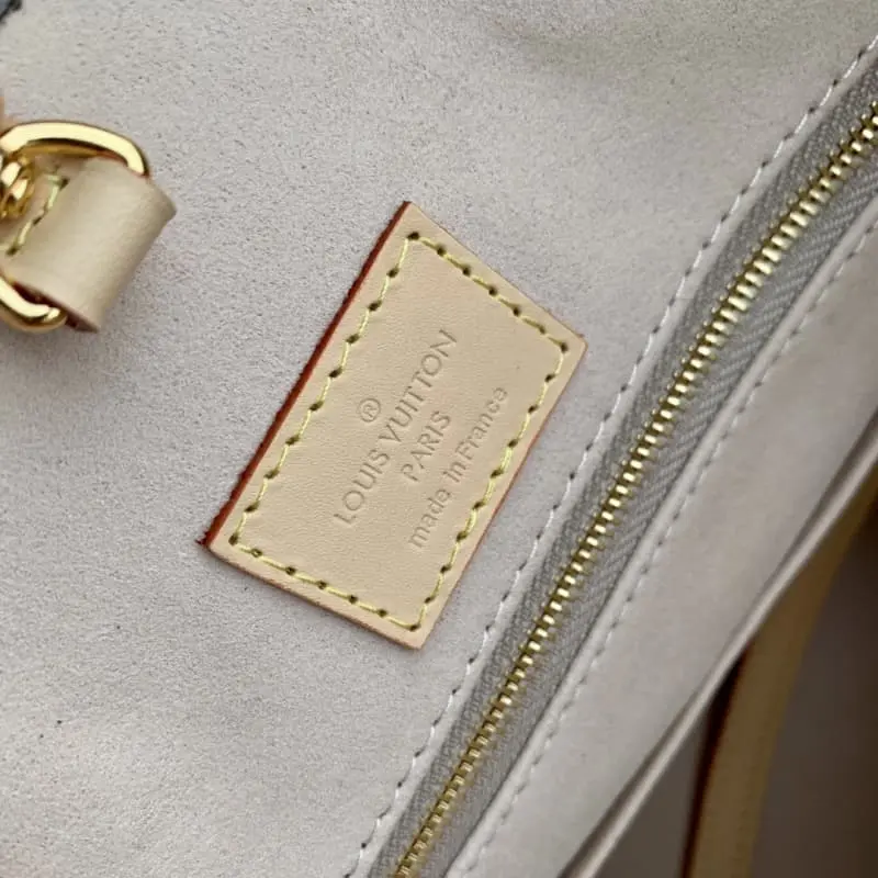 M12415 35x27x14cm High Quality Bags - Image 8