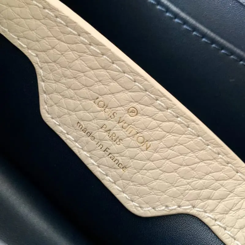 M24683 Dark BlueMini 21x14x8cm High Quality Bags - Image 8