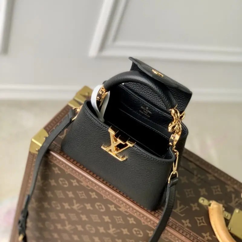 M23943 Black 21x14x8cm High Quality Bags - Image 8