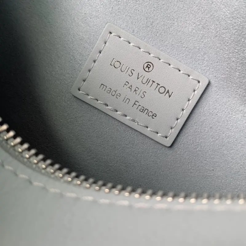 M25160 Light Blue 21x14x6cm High Quality Bags - Image 8