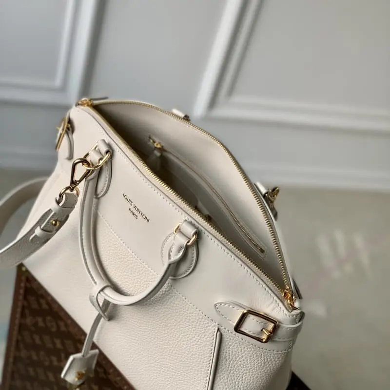 M23061 White 36x29x15cm High Quality Bags - Image 8
