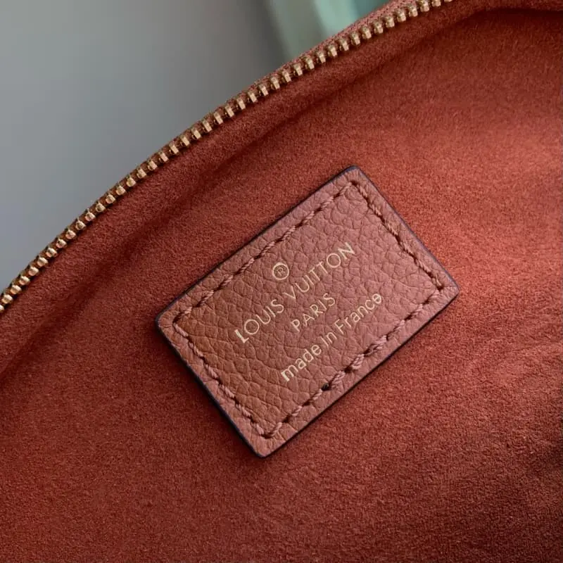 M82208 Brown 17x12x9.5cm High Quality Bags - Image 8