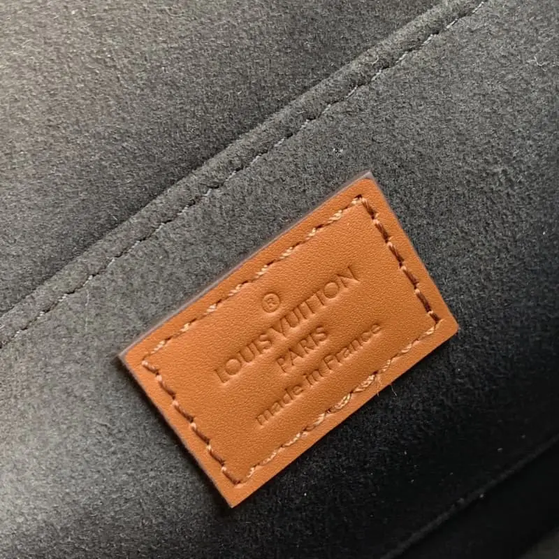 M45958 25x17x10.5cm High Quality Bags - Image 8