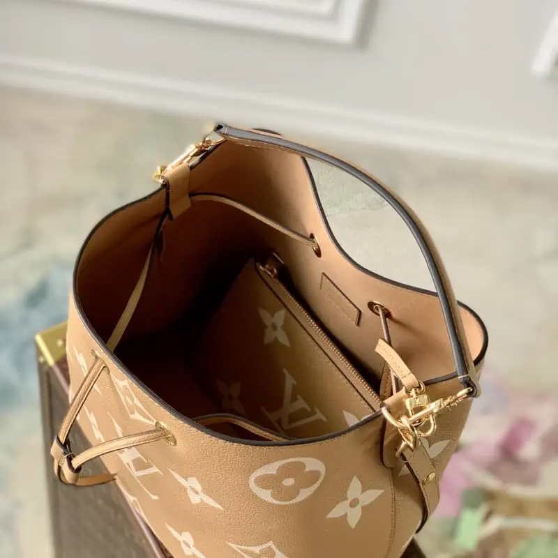 M45256 26x26x17.5cm High Quality Bags - Image 8