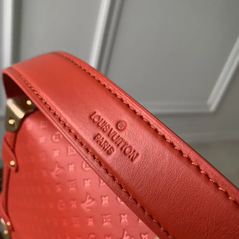 M46358 Red 21x14x6cm High Quality Bags - Image 8