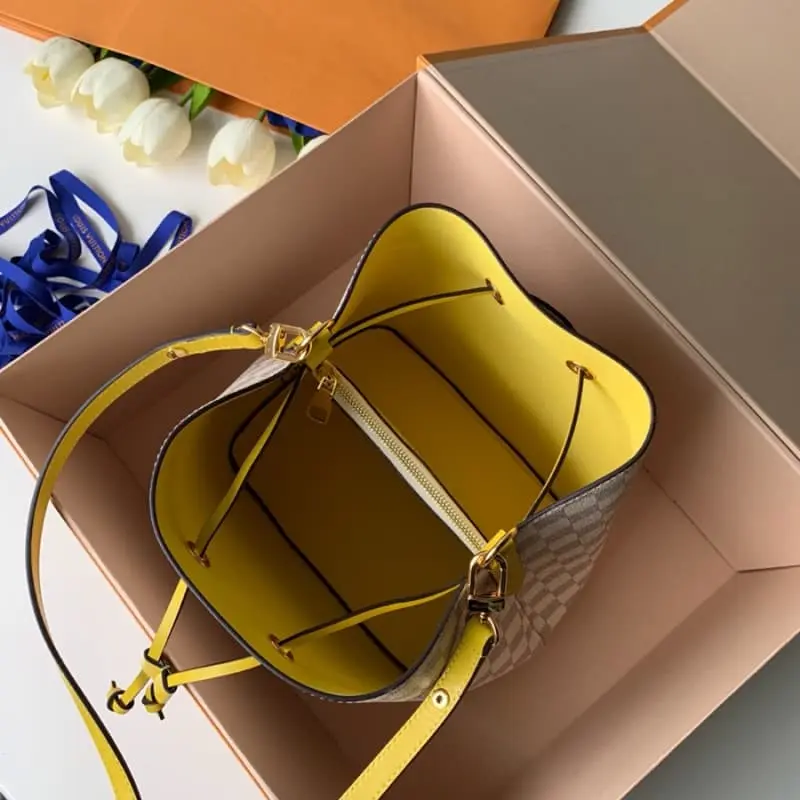 N40151 26x22x27cm High Quality Bags - Image 8