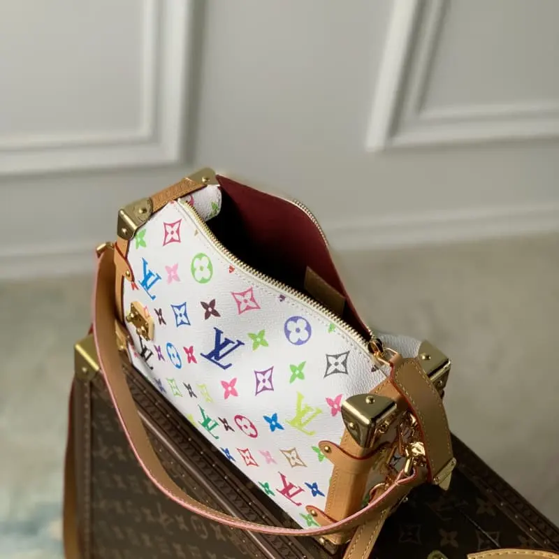 M46358 21x14x6cm High Quality Bags - Image 8