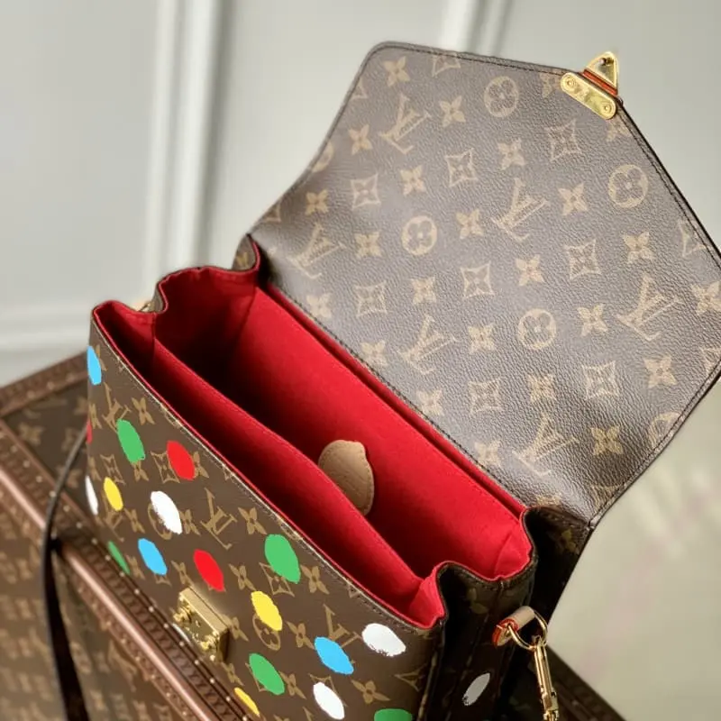 M46384 25x19x7cm High Quality Bags - Image 8