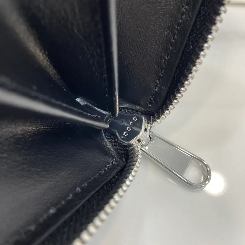 739484 CM 1 High-Quality Bags - Image 8