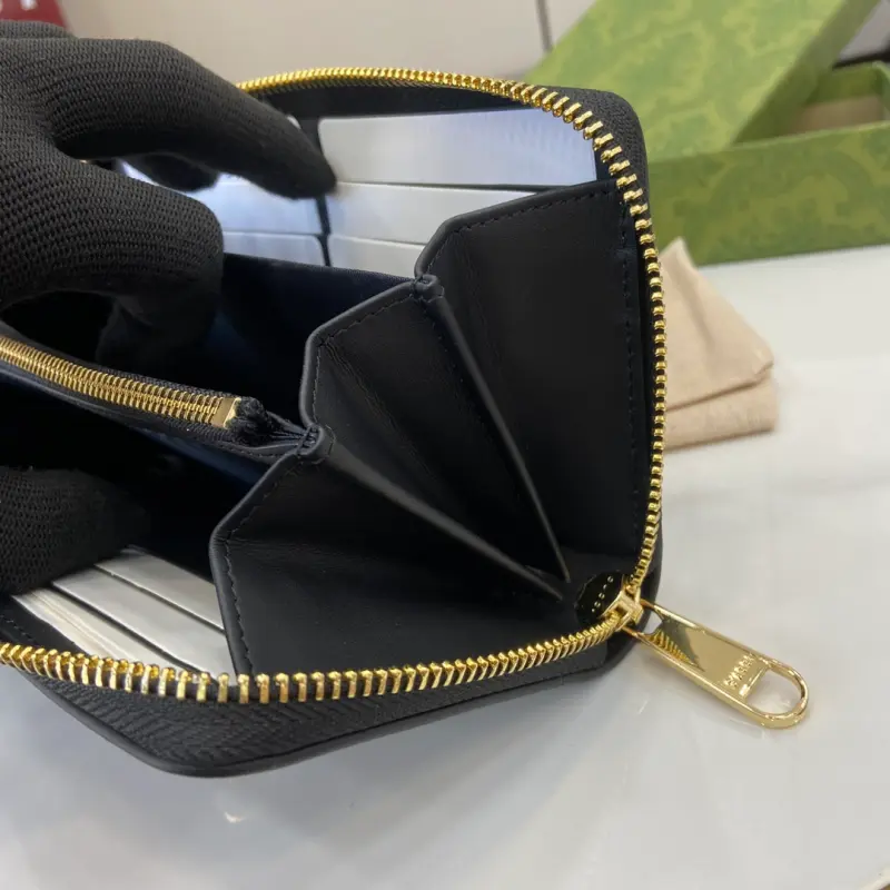 621889 CM 2 High-Quality Bags - Image 8