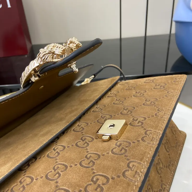 813399 CM 2 High-Quality Bags - Image 8