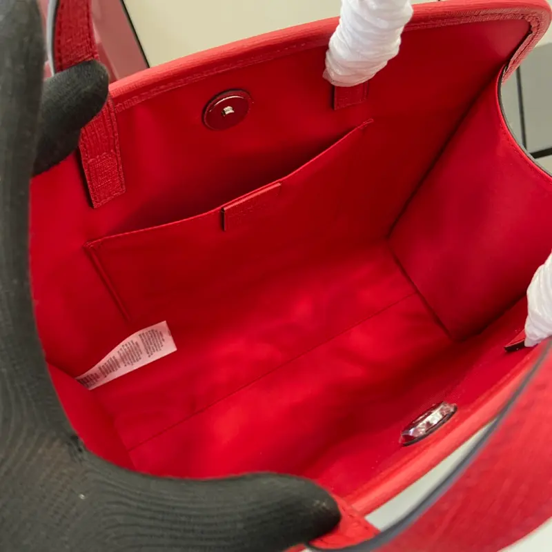 605614 CM 1 High-Quality Bags - Image 8