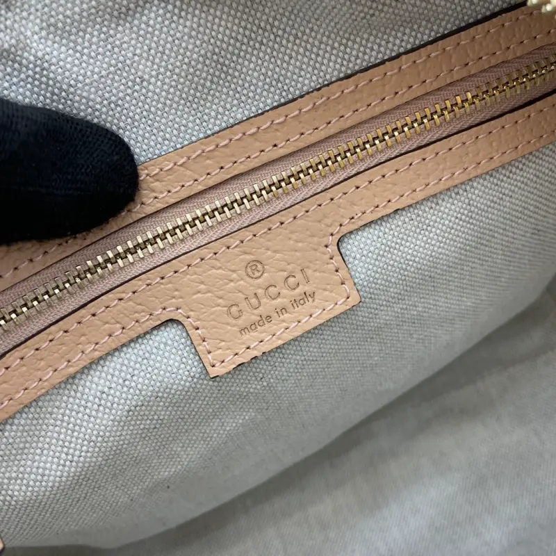 772061 CM 1 High-Quality Bags - Image 8