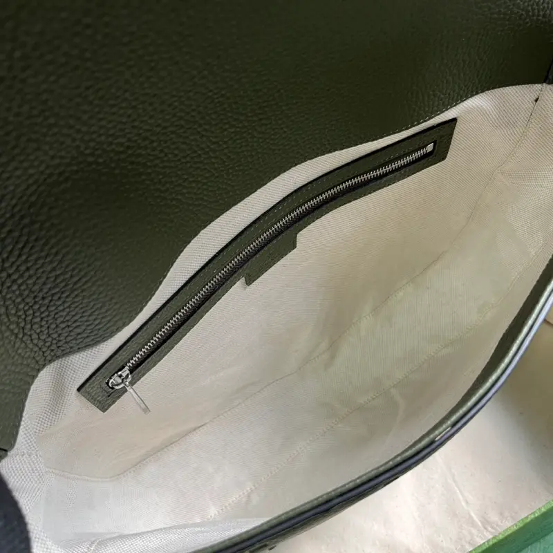 760234 CM 3 High-Quality Bags - Image 8