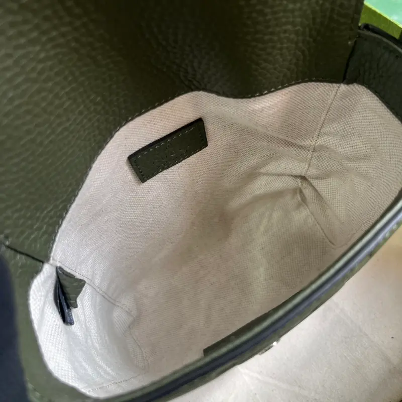 760235 CM 3 High-Quality Bags - Image 8