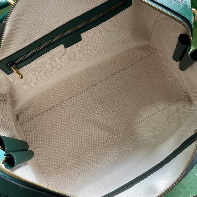 724642 CM 1 High-Quality Bags - Image 8