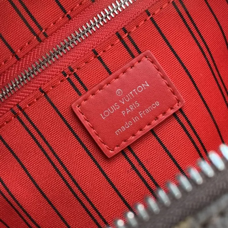 M12641 Red 28x15x16.5cm High Quality Bags - Image 8