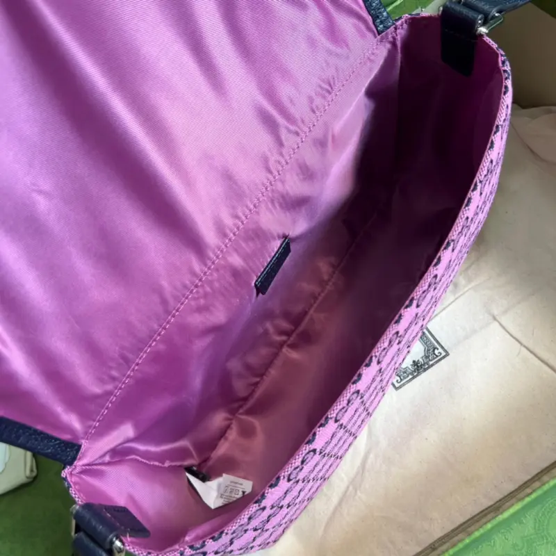 664143 CM 1 High-Quality Bags - Image 8