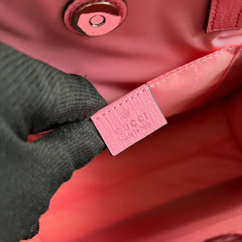 605614 CM 5 High-Quality Bags - Image 8