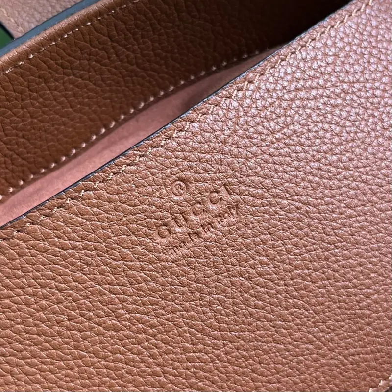 727810 CM 1 High-Quality Bags - Image 8