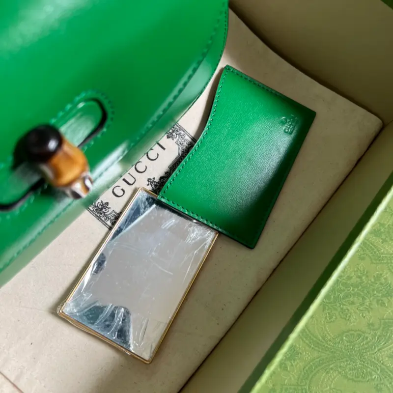 675797 CM 11 High-Quality Bags - Image 8