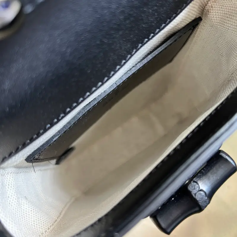 702106 CM 2 High-Quality Bags - Image 8