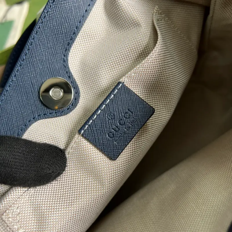 410812 CM 8 High-Quality Bags - Image 8