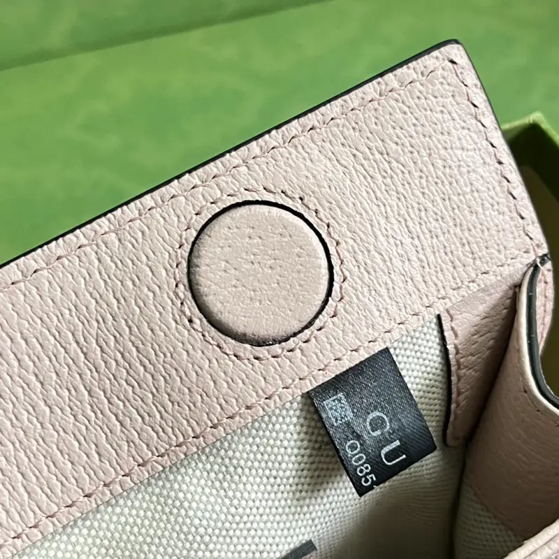 503877 CM 3 High-Quality Bags - Image 8