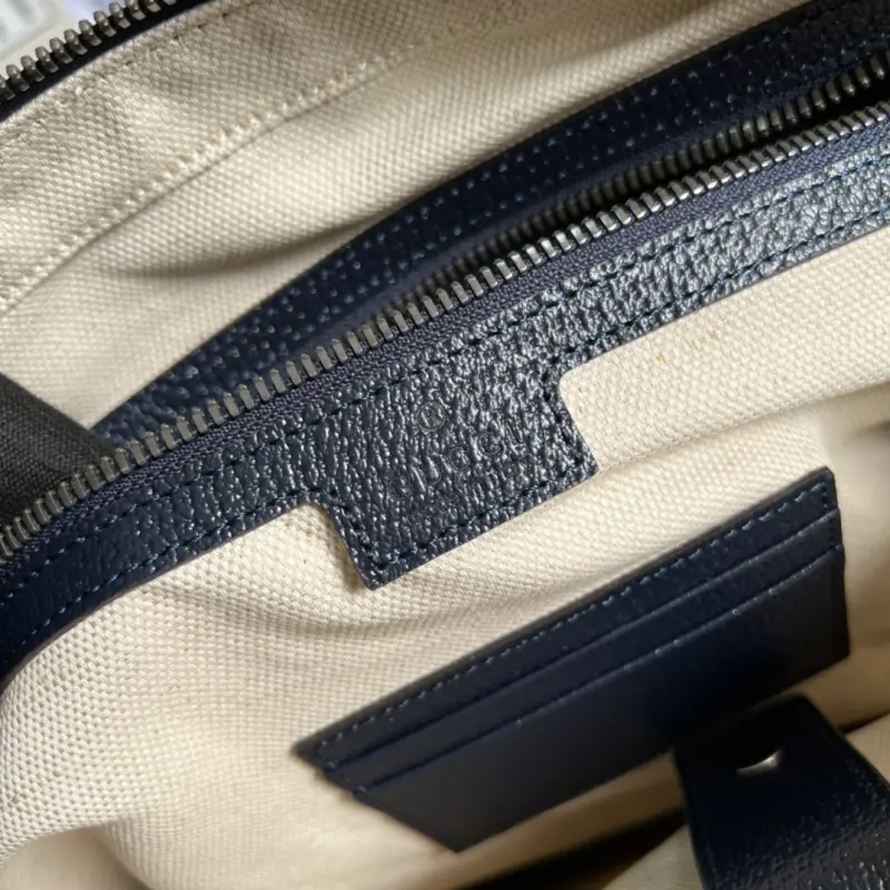 674140 CM 1 High-Quality Bags - Image 8