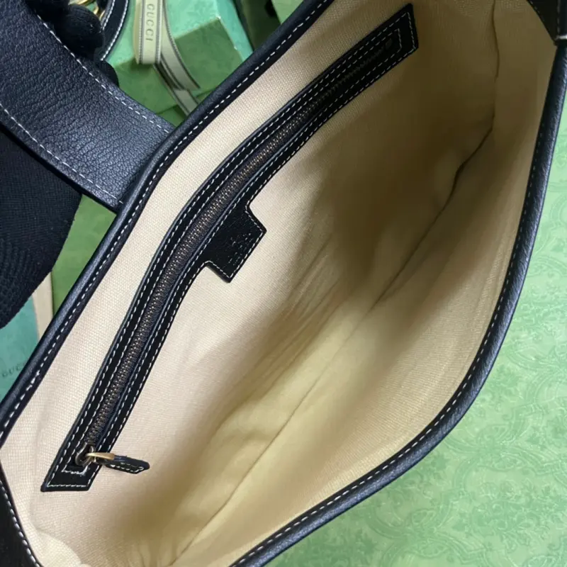 726274 CM 10 High-Quality Bags - Image 8