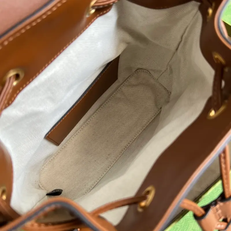 702101 CM 4 High-Quality Bags - Image 8