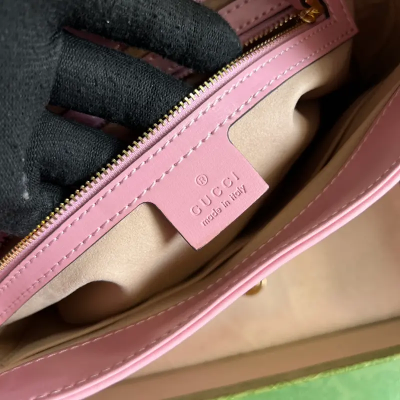 636709 CM 5 High-Quality Bags - Image 8