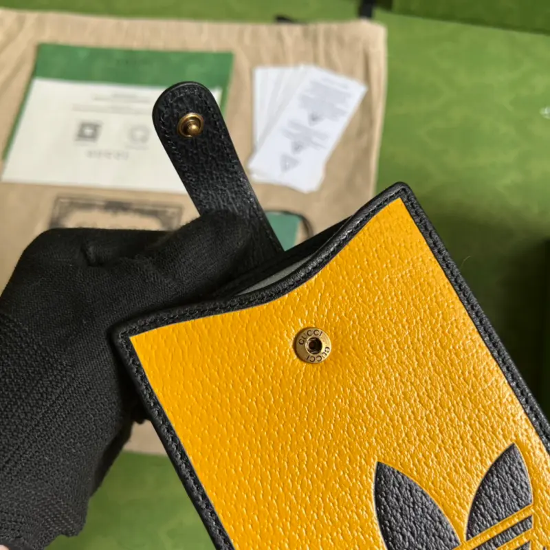 702203 CM 2 High-Quality Bags - Image 8