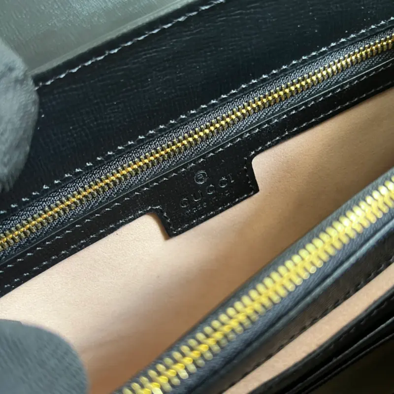 702049 CM 1 High-Quality Bags - Image 8