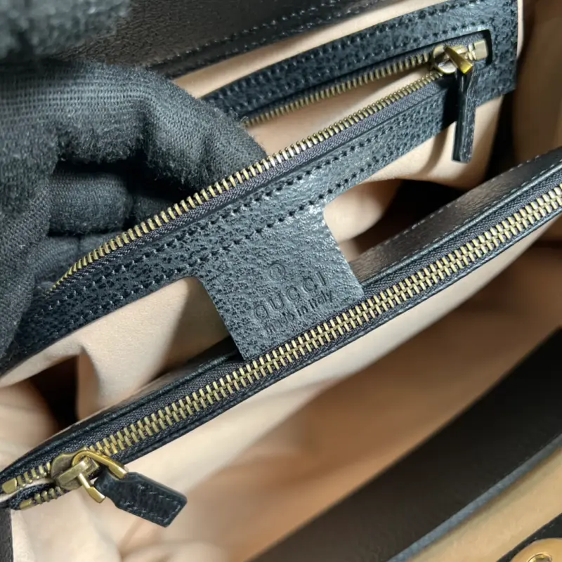 678842 CM 2 High-Quality Bags - Image 8