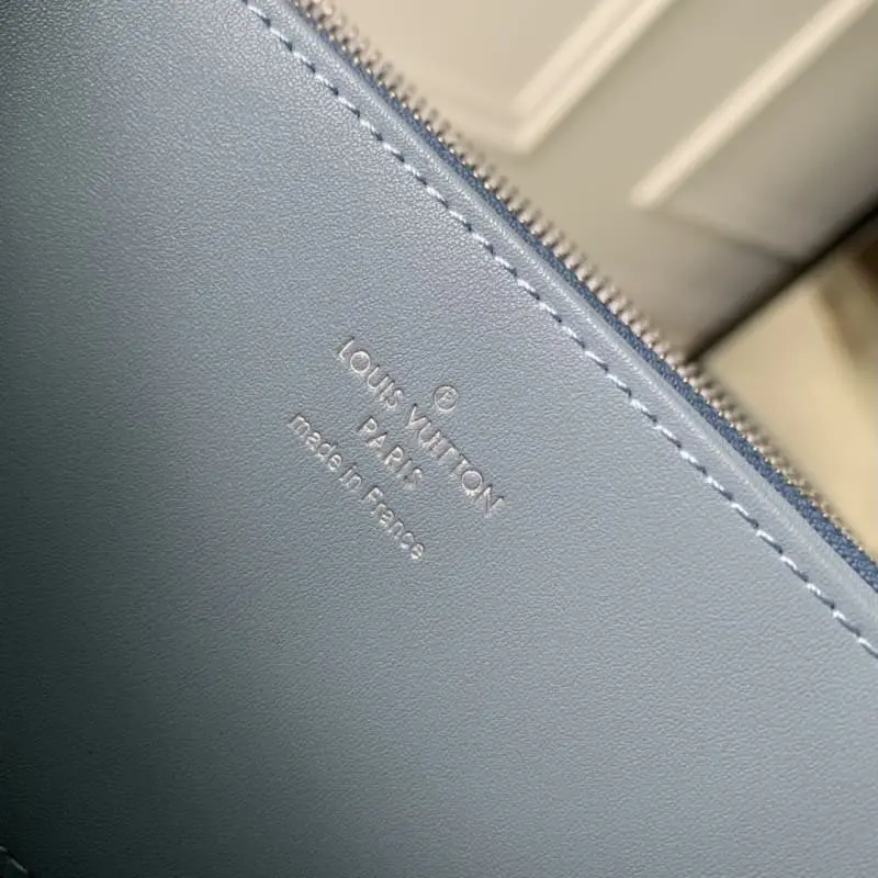 M11745 19.5x10.5x2.5cm High Quality Bags - Image 8