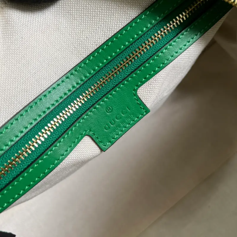 702242 CM 3 High-Quality Bags - Image 8