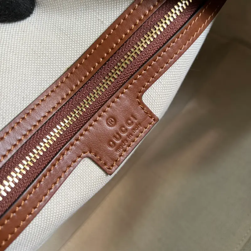 702242 CM 4 High-Quality Bags - Image 8