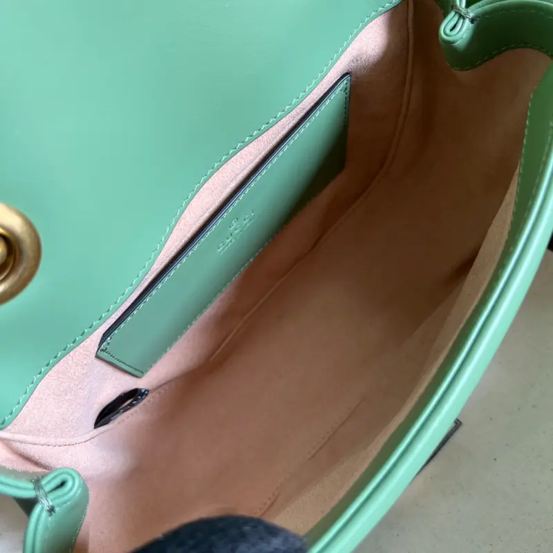 739682 CM 4 High-Quality Bags - Image 8