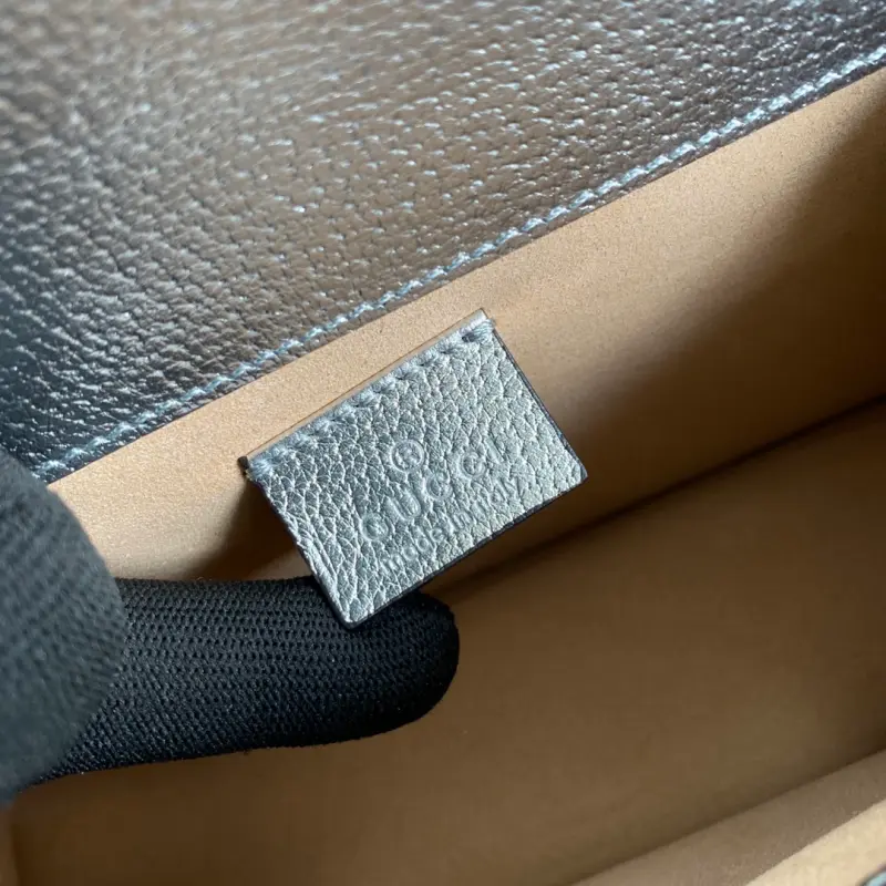 499623 CM 3 High-Quality Bags - Image 8