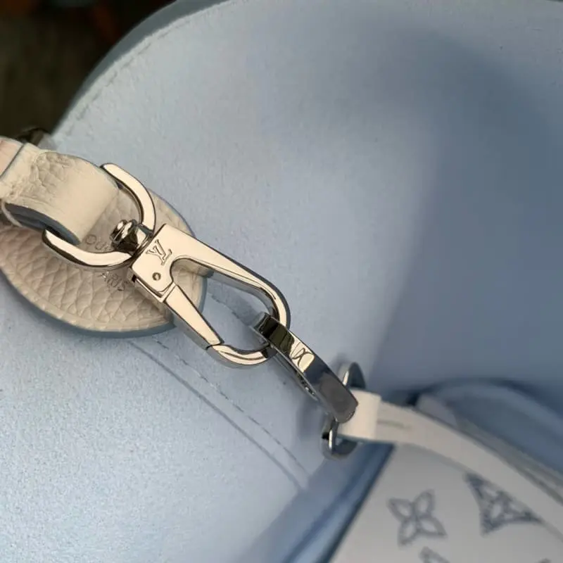 M11734 20x20x12.5cm High Quality Bags - Image 8