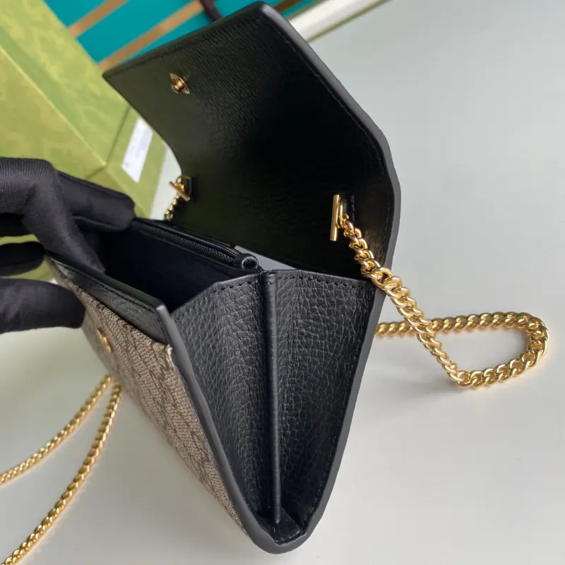 546585 CM 1 High-Quality Bags - Image 8