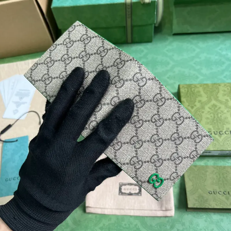 768243 CM 4 High-Quality Bags - Image 8