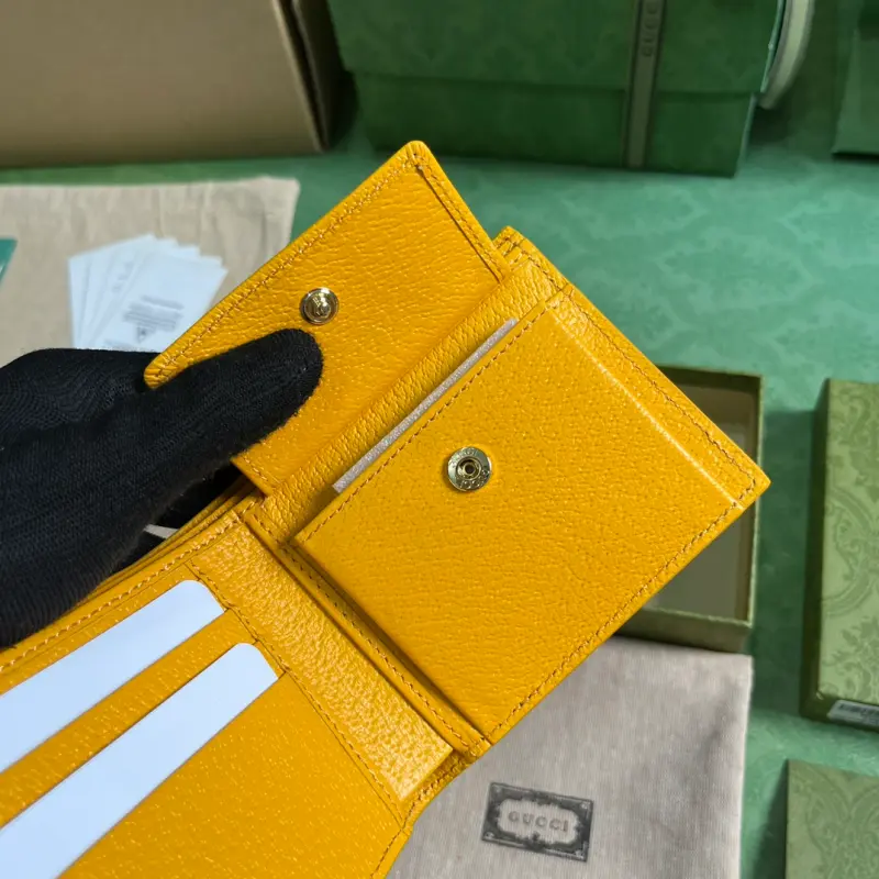 768244 CM 3 High-Quality Bags - Image 8