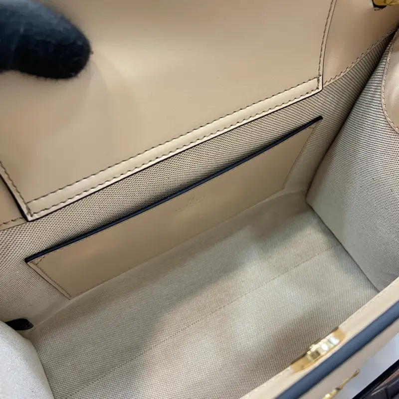 702721 High-Quality Bags - Image 8