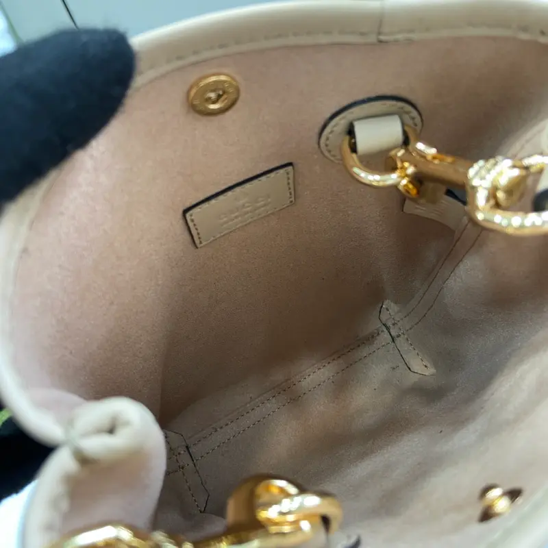 790133 CM 1 High-Quality Bags - Image 8