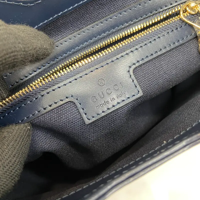 782911 CM 1 High-Quality Bags - Image 8