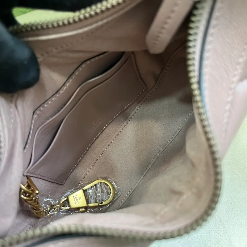 770983 CM 2 High-Quality Bags - Image 8